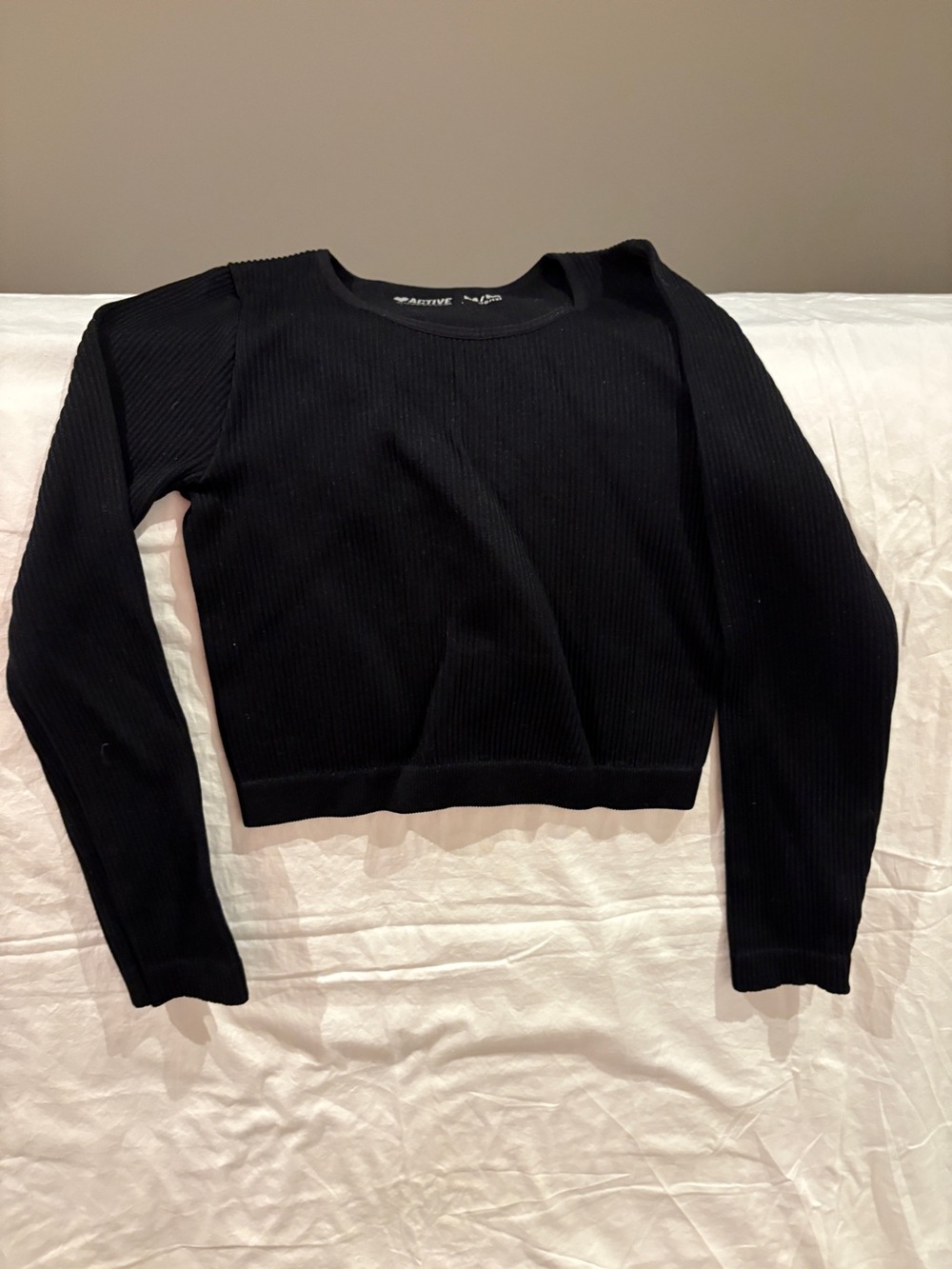 Active USA Black Ribbed Long Sleeve Crop Tee